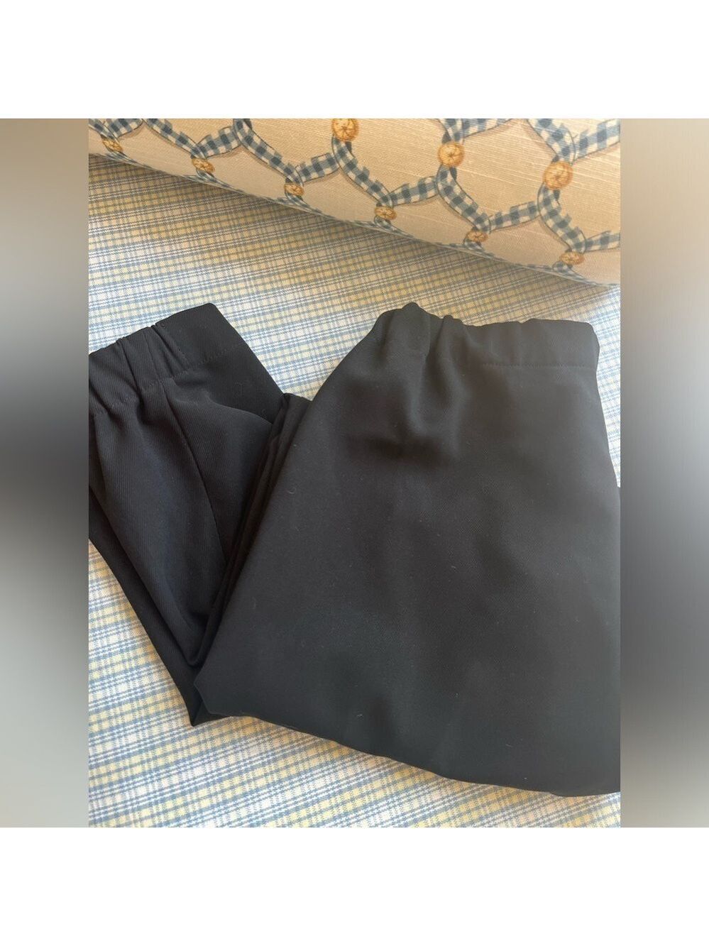 Babaton XS Black Joggers Elastic Waist and Ankles- Dressier Material